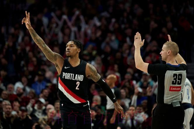 凯莱布-乐福全场18中8,三分12中5得到21分4篮板4助攻1抢断 凯莱布-乐福全场18中8,三分12中5得到21分4篮板4助攻1抢断